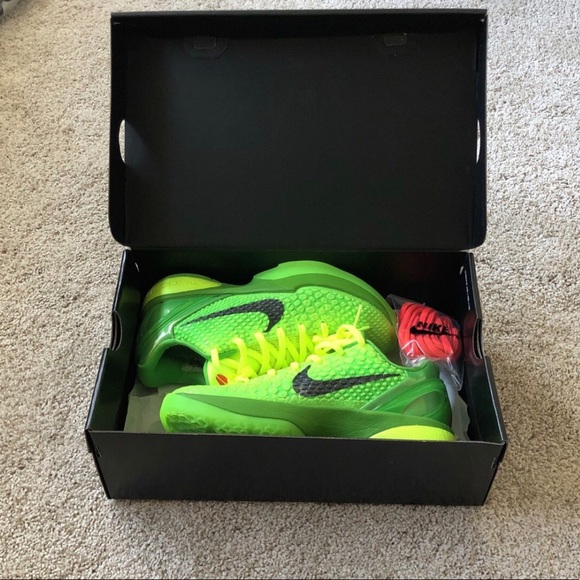Nike Other - Kobe Grinch 2020 4.5